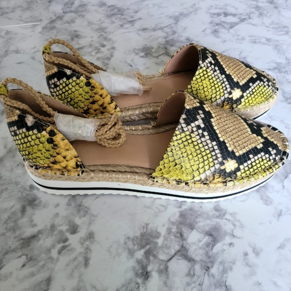 JLO sz10 snakeskin platform tie-up shoes
